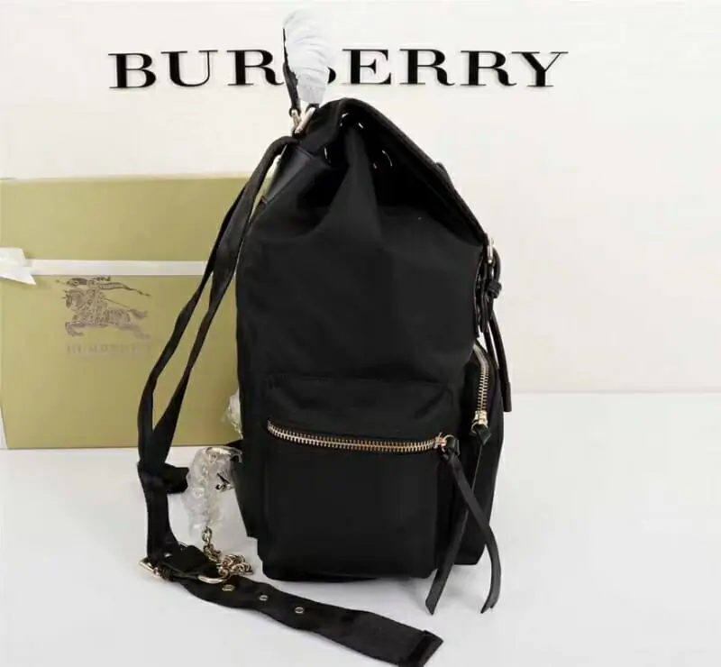 burberry aaa qualite sac a dos  pour unisexe s_11447602